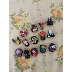 Harry Potter Shoe Charms 14pc Set Clog Pins Gryffindor Slytherin Dobby Snitch